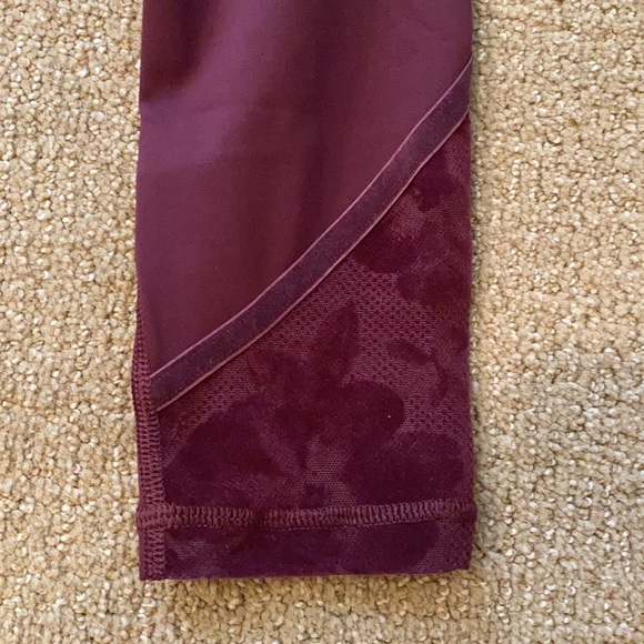 Lululemon Wunder Under HR tight flocked - Picture 3 of 4